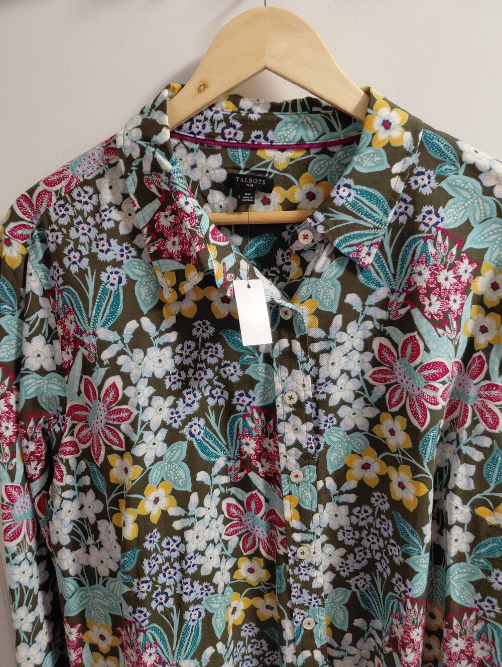 Talbots Women's Floral Button-Up Shirt Cotton Multicolor Print - Picture 4 of 7